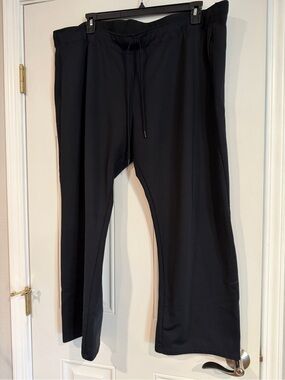 Nike women’s plus size  Black Athletic Jogger Pants